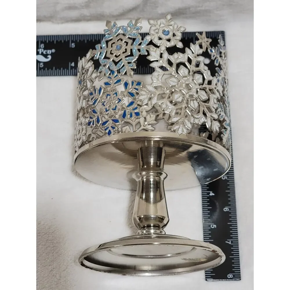 Bath & Body Works Blue & Silver Snowflakes 3 Wicked Candle Holder Pedestal